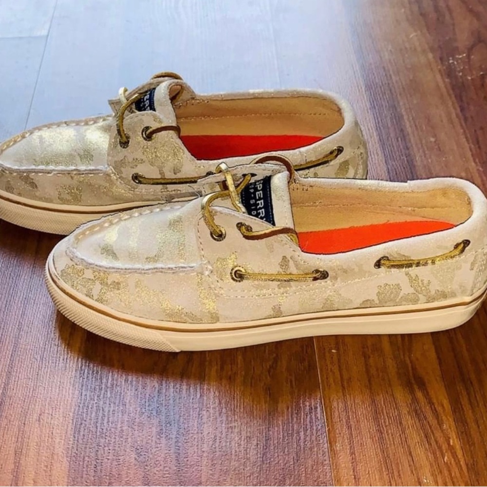 Women’s Sperrys 7